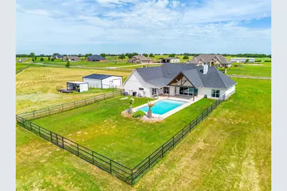 1024 Monarch Court, Poolville, TX 76487 - Photo 3