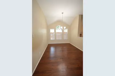 1546 Cliff Creek Drive, Allen, TX 75002 - Photo 5