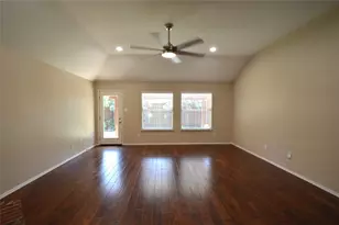 1546 Cliff Creek Dr, Allen, TX 75002 - Photo 9