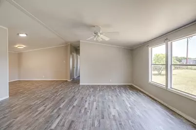 178 Valley Lake Lane, Springtown, TX 76082 - Photo 9