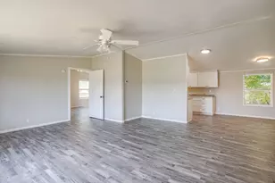 178 Valley Lake Ln, Springtown, TX 76082 - Photo 7