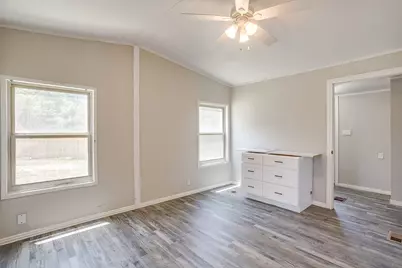 178 Valley Lake Lane, Springtown, TX 76082 - Photo 17