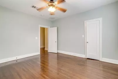 2600 S Adams Street #102, Fort Worth, TX 76110 - Photo 17