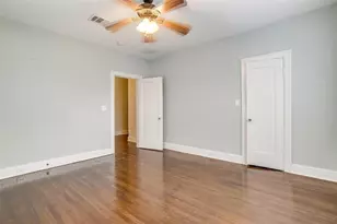 2600 S Adams St, Fort Worth, TX 76110 - Photo 17