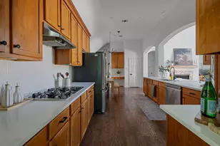 4528 Rock Creek Ln, Frisco, TX 75034 - Photo 3