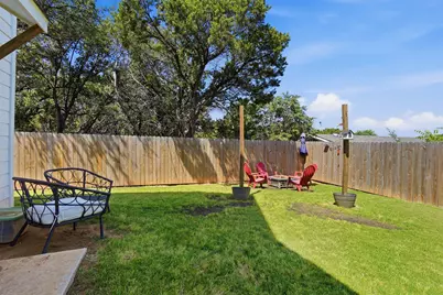 916 Devils River Drive, Granbury, TX 76048 - Photo 29