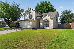 10836 Tall Oak Dr, Fort Worth, TX 76108 - Photo 1