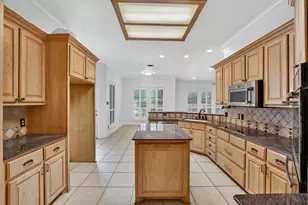 800 Granite Ln, Lorena, TX 76655 - Photo 9