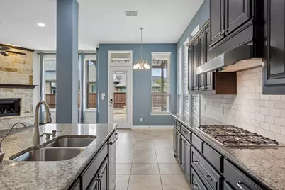 404 Warwick Boulevard, Lewisville, TX 75056 - Photo 13