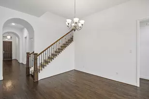 404 Warwick Blvd, Lewisville, TX 75056 - Photo 9