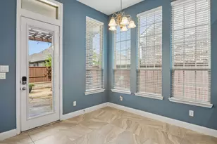 404 Warwick Blvd, Lewisville, TX 75056 - Photo 11