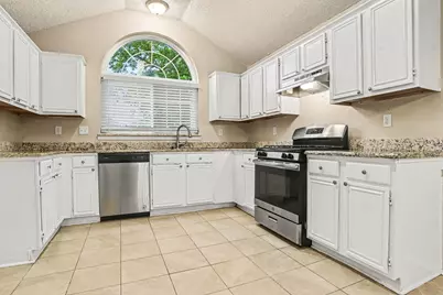 920 Felicia Lane, Arlington, TX 76017 - Photo 5