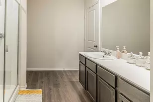 3307 Knoll Dr, Ennis, TX 75119 - Photo 9
