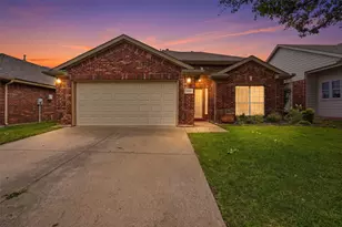 2917 Spotted Owl Dr, Fort Worth, TX 76244 - Photo 5