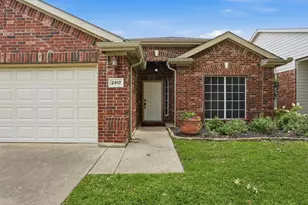 2917 Spotted Owl Dr, Fort Worth, TX 76244 - Photo 3