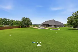 3913 Homestead Ct, Granbury, TX 76049 - Photo 31
