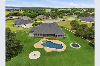 3913 Homestead Court, Granbury, TX 76049 - Photo 39