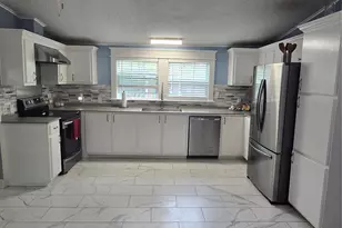 134 Grissom Dr, Gun Barrel City, TX 75156 - Photo 15