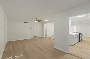 9745 Ash Creek Dr, Dallas, TX 75228 - Photo 5