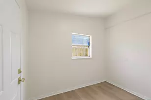 9745 Ash Creek Dr, Dallas, TX 75228 - Photo 21
