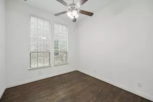 404 Warwick Blvd, Lewisville, TX 75056 - Photo 11