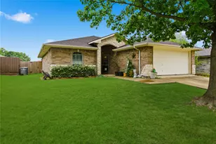 1648 Tampa Bay Dr, Dallas, TX 75217 - Photo 3