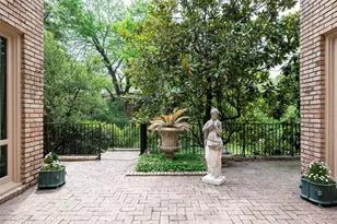 5826 Farquhar Ln, Dallas, TX 75209 - Photo 29