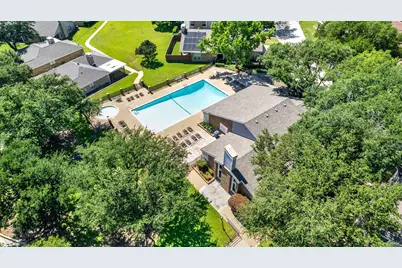 2724 Meadowstone Court, Carrollton, TX 75006 - Photo 19