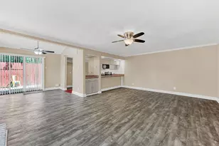 2724 Meadowstone Ct, Carrollton, TX 75006 - Photo 9