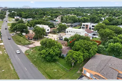 4015 Finis Lane, Dallas, TX 75212 - Photo 9