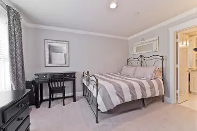 2620 Thomas Avenue, Dallas, TX 75204 - Photo 13