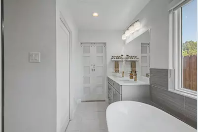 6550 Lockheed Boulevard, Dallas, TX 75209 - Photo 29