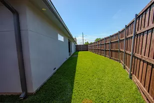 6550 Lockheed Blvd, Dallas, TX 75209 - Photo 11