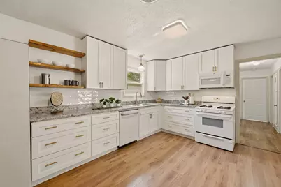 3608 Katrine Street, Haltom City, TX 76117 - Photo 13