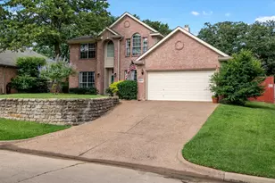 2406 Forest Park Cir, Mansfield, TX 76063 - Photo 13