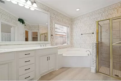 2409 Bedford Circle, Bedford, TX 76021 - Photo 21