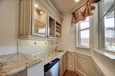 5004 Castle Creek Court, Plano, TX 75093 - Photo 17