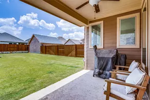1813 Lakemont Dr, Van Alstyne, TX 75495 - Photo 29