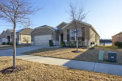 944 Memorial Drive, Little Elm, TX 76227 - Photo 37