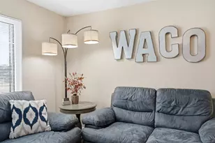 1200 N 5th St, Waco, TX 76707 - Photo 9