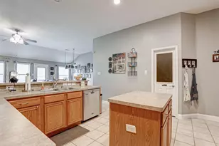 544 Bent Oak Dr, Fort Worth, TX 76131 - Photo 5