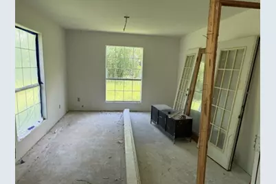 812 W 10th Street, Bonham, TX 75418 - Photo 13
