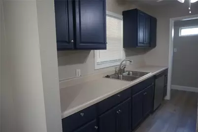 1706 N Ricketts Street, Sherman, TX 75092 - Photo 9