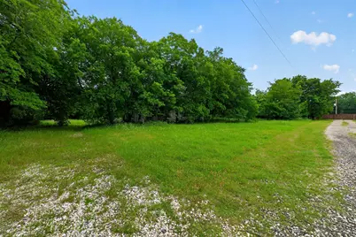 4002 Curry Road, Arlington, TX 76001 - Photo 33