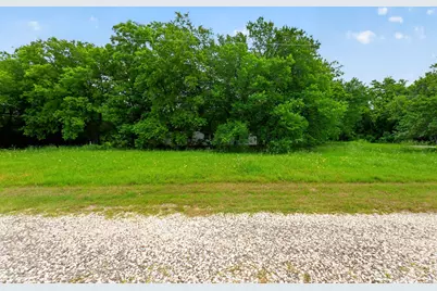 4002 Curry Road, Arlington, TX 76001 - Photo 3