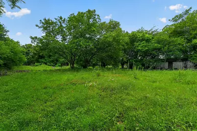 4002 Curry Road, Arlington, TX 76001 - Photo 9