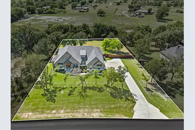 200 Clayton Xing, Springtown, TX 76082 - Photo 3