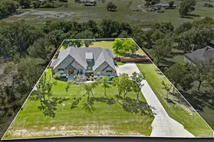 200 Clayton Xing, Springtown, TX 76082 - Photo 3