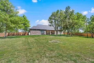 200 Clayton Xing, Springtown, TX 76082 - Photo 37