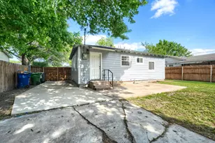 3033 Ballinger Dr, Garland, TX 75041 - Photo 19